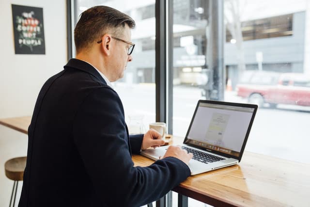 The 10 Best AI Contract Review Tools for 2026