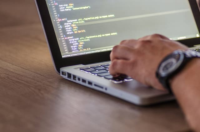 How AI Contract Review Software Works